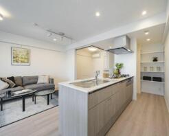 藤沢市片瀬海岸３丁目マンション 